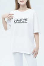 Футболка женская Тезис, принт "Dentist", белый, 52-54