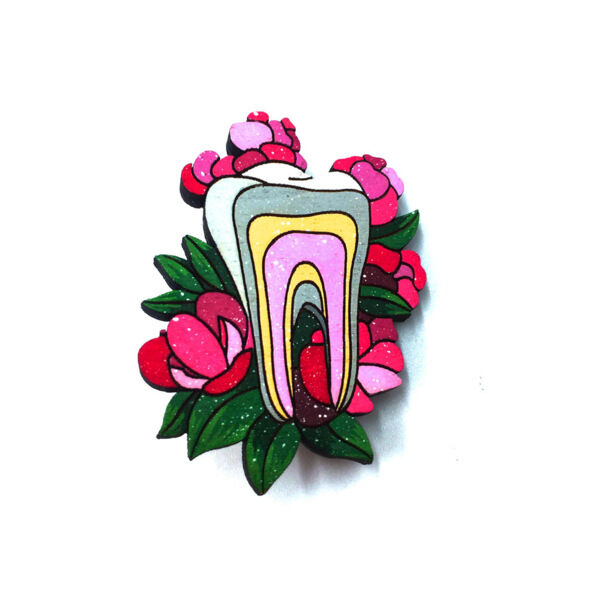 Значок "Зуб в цветах"