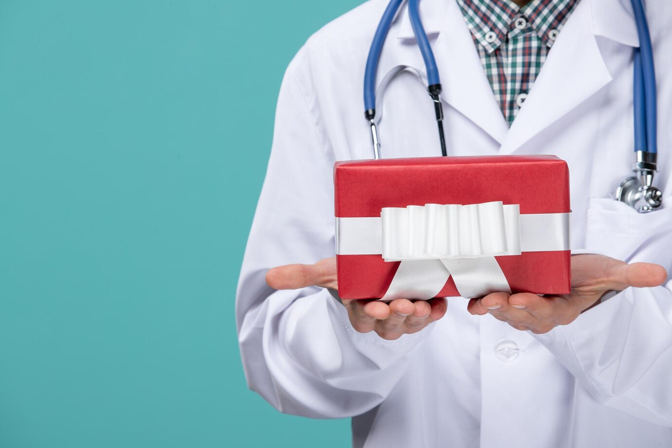 Варианты подарков медикам на&nbsp;праздники