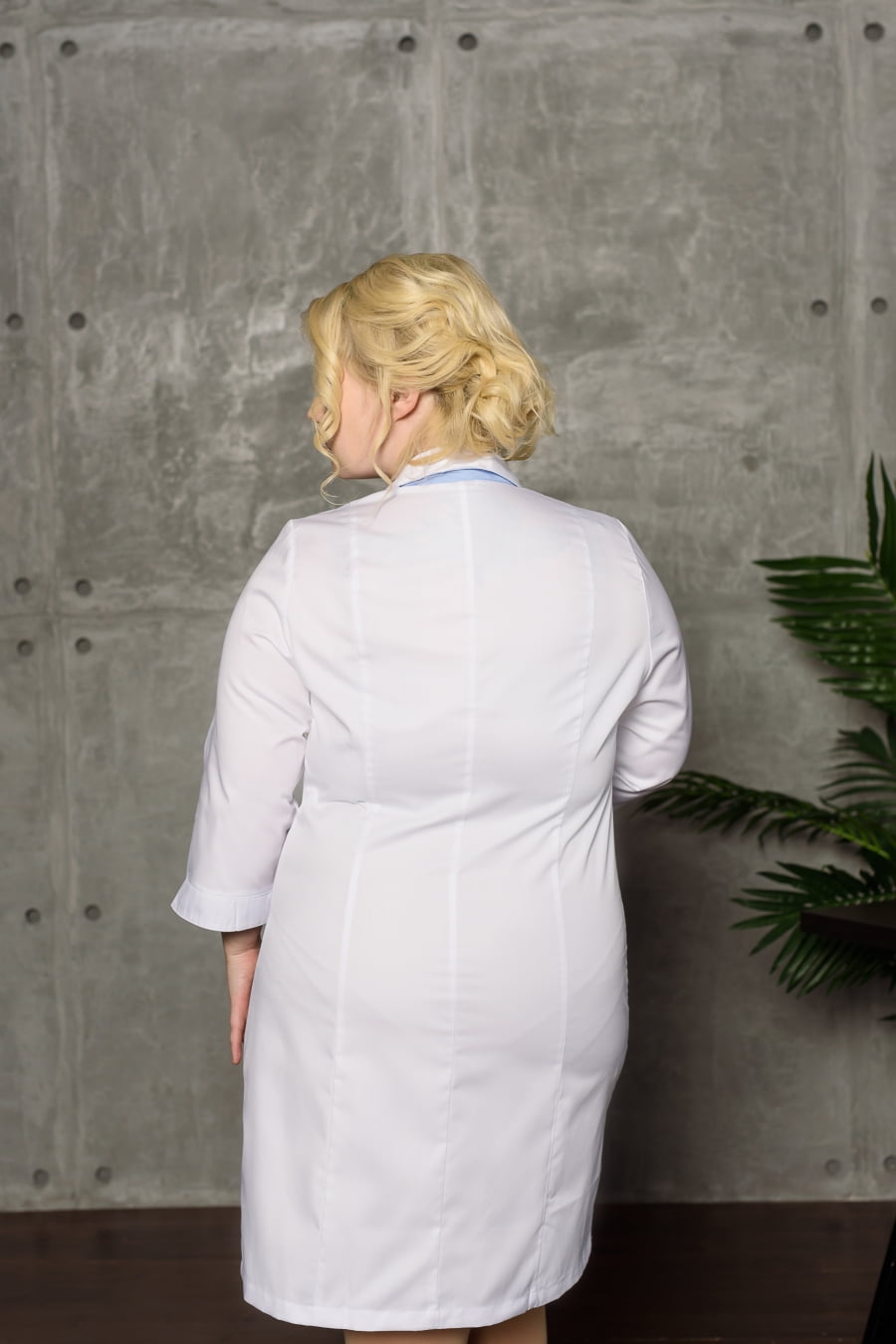 Халат женский «Соната Плюс», белый, 62