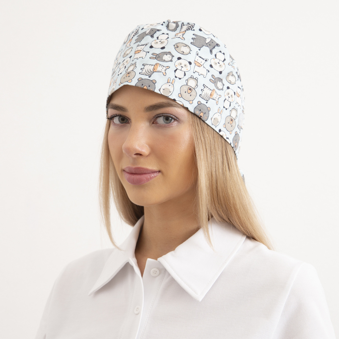 Шапочка медицинская, принт "Зверята", голубой