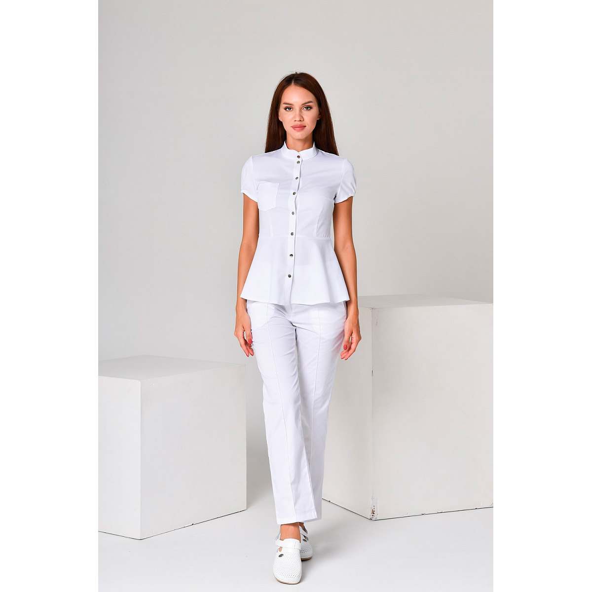 Брюки женские со стрелками, белый, 48