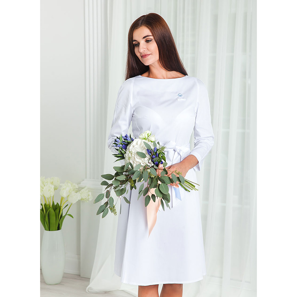 Халат-платье с запахом сзади, белый, 44