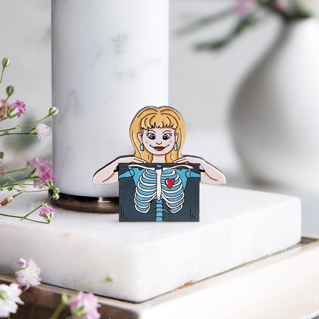 Значок "Врач-рентгенолог", блондинка