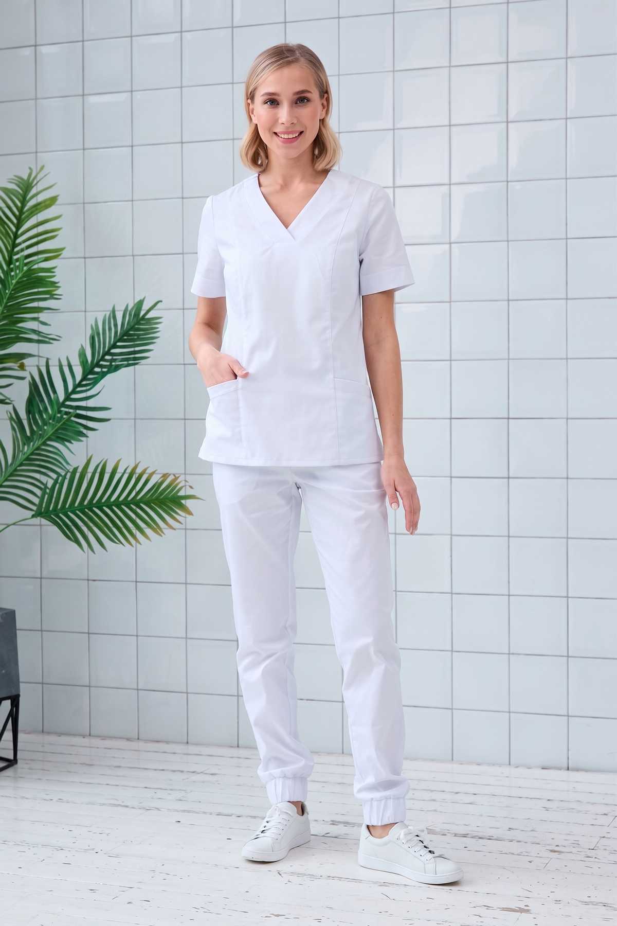 Джоггеры медицинские женские Dr. Nice DRN321, белый, 52