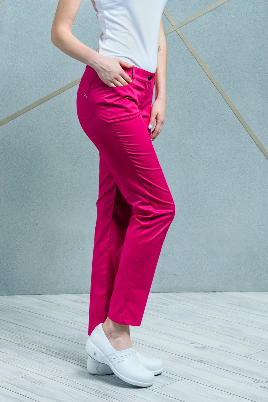 Брюки женские «Слим», фуксия, 44