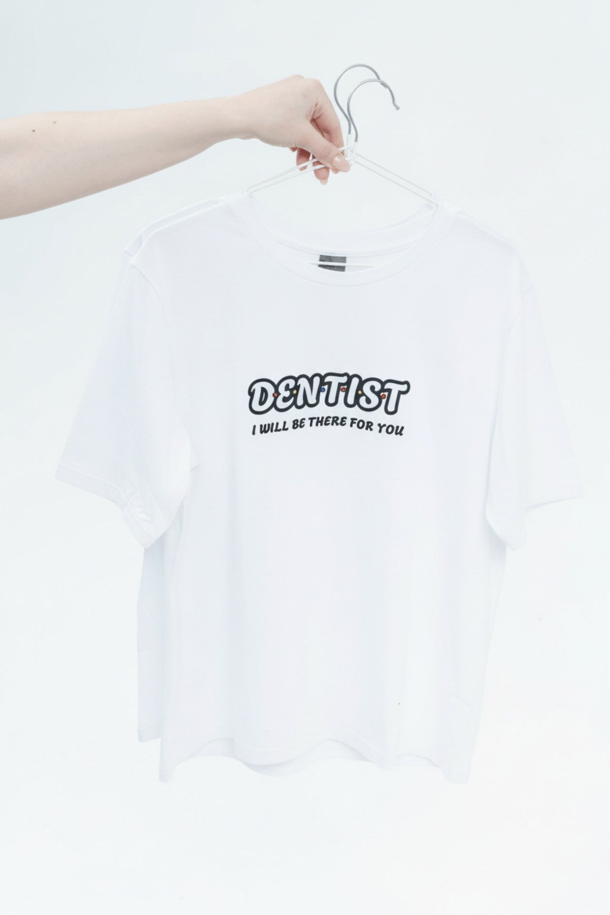 Футболка женская Тезис TZ111 с принтом «Dentist, I will be...», белый, 48-50