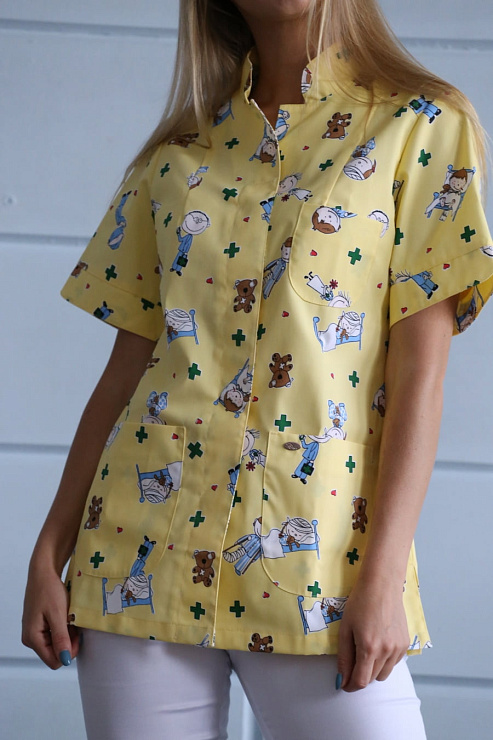 Блуза женская «Педиатр», жёлтый принт, 54