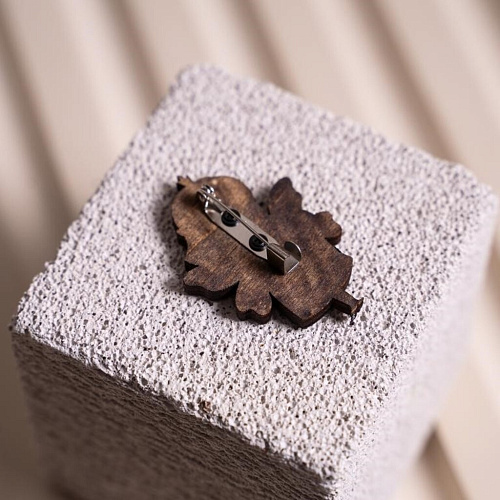 Значок "Зубная фея NEW", брюнетка, розовое платье