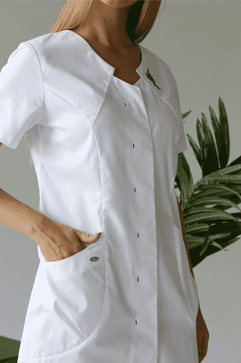 Халат женский «Милана», белый с вышивкой, 44