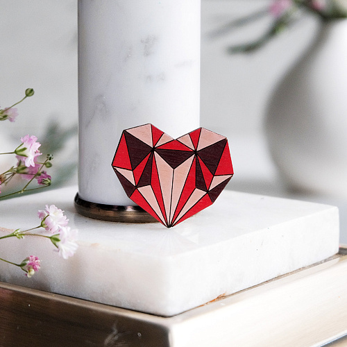 Значок "Сердце оригами"