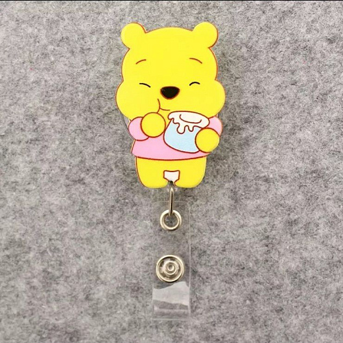 Держатель для бейджа с рулеткой, принт "Винни"